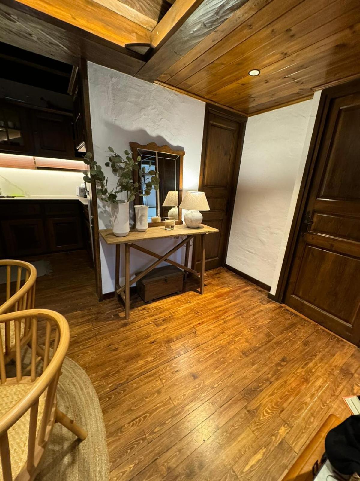 Baqueira 1500 Pie De Pistas Apartamento Cuilas Naut Aran Exterior photo
