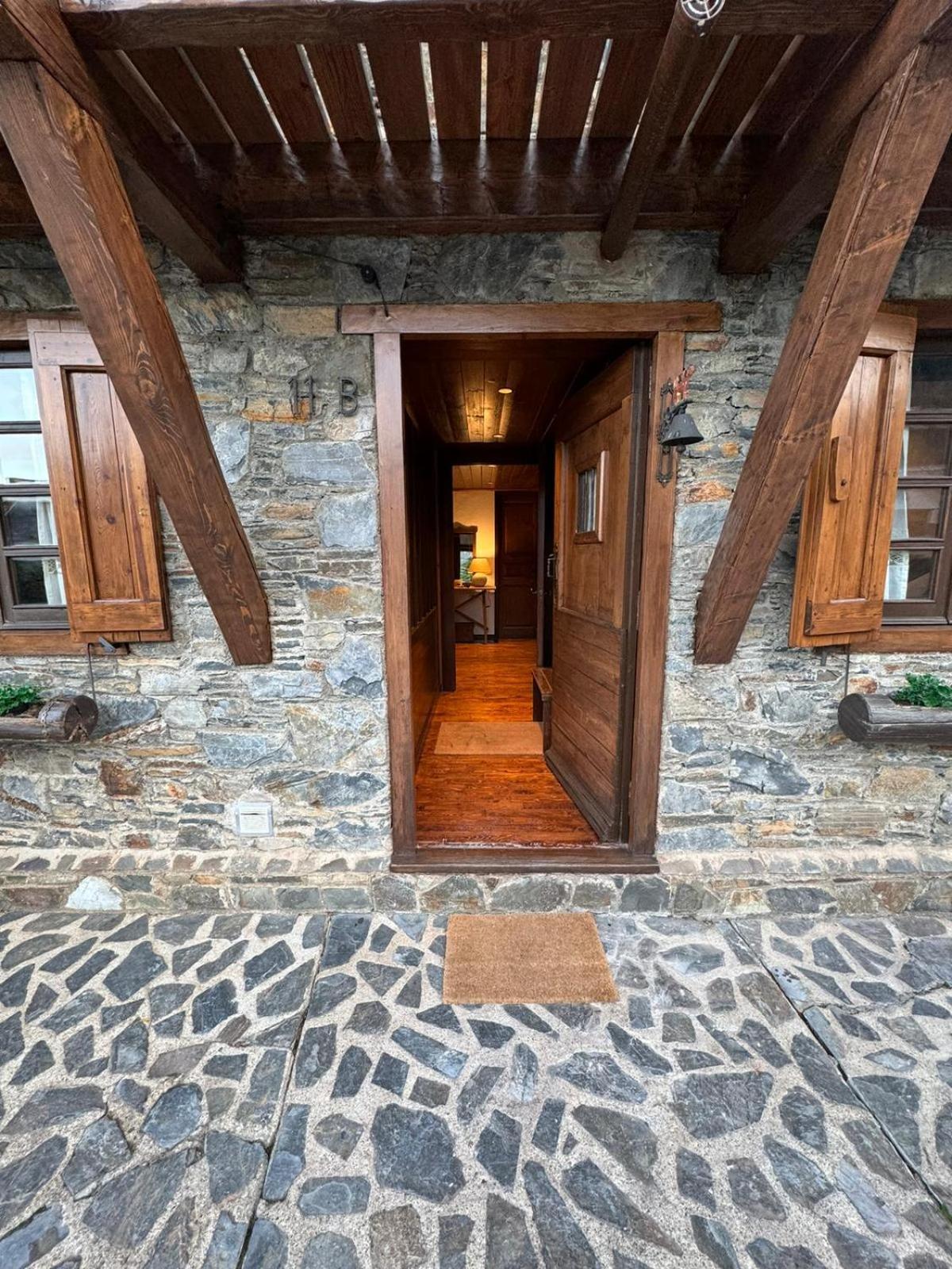 Baqueira 1500 Pie De Pistas Apartamento Cuilas Naut Aran Exterior photo